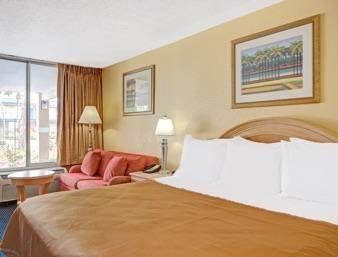 Express & - East - Ybor By Ihg
